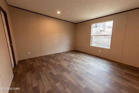 Tiny photo for 264 Harvest St, Newport, TN 37821 (MLS # 1327376)