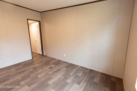 Tiny photo for 264 Harvest St, Newport, TN 37821 (MLS # 1327376)