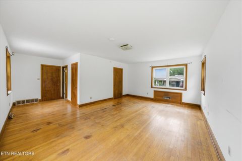Tiny photo for 5215 E Sunset Rd, Knoxville, TN 37914 (MLS # 1339653)