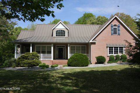 Photo of 734 Ridgetop Drive, Jamestown, TN 38556 (MLS # 1338459)