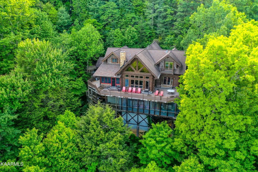 Photo of 341 Kelly Ridge Rd, Townsend, TN 37882 (MLS # 1231375)