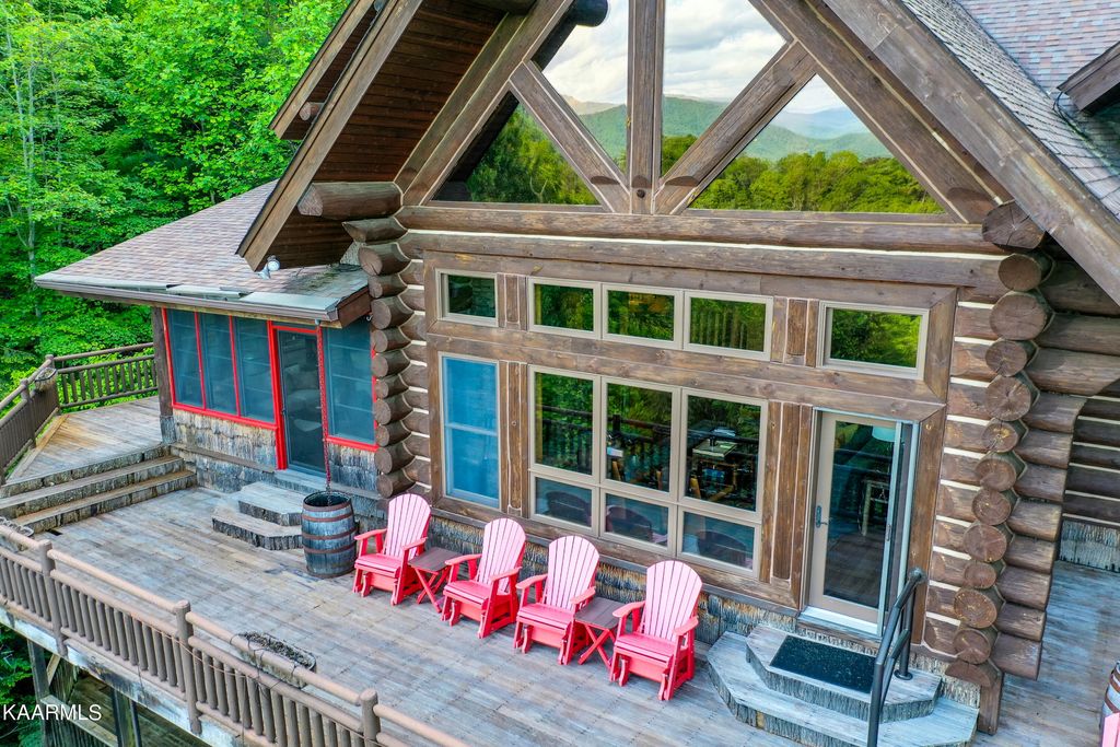 Photo of 341 Kelly Ridge Rd, Townsend, TN 37882 (MLS # 1231375)