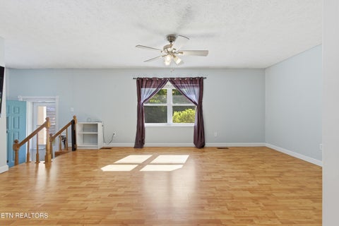 Tiny photo for 140 Walnut St, Deer Lodge, TN 37726 (MLS # 1341930)