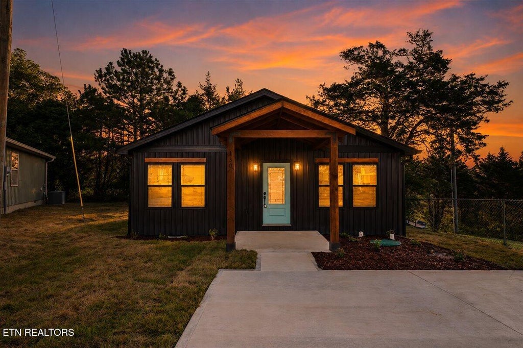 Photo of 130 Azalea Lane Ln #5, Jacksboro, TN 37757 (MLS # 1354310)