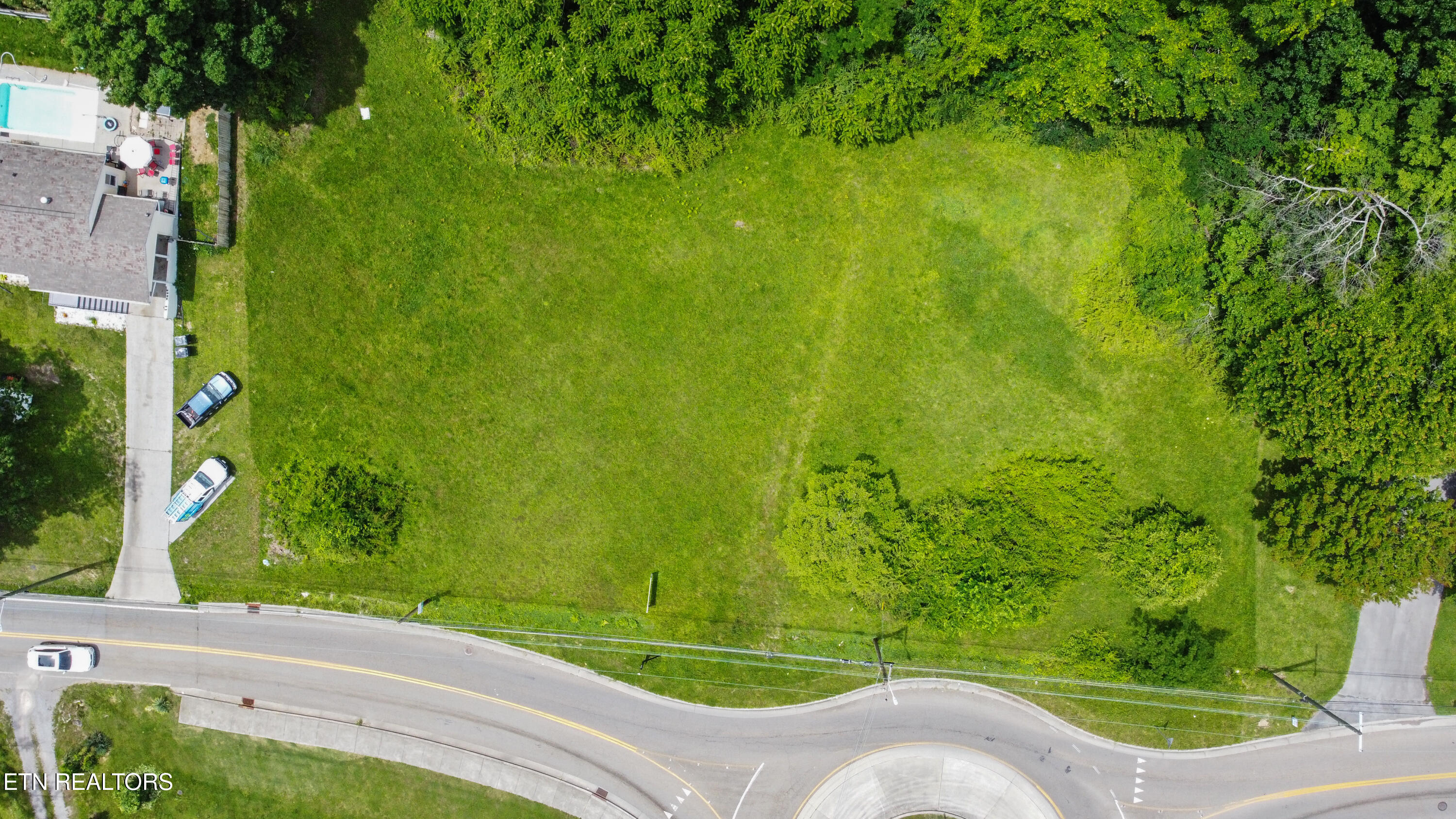 4335 Valley View Dr Drive