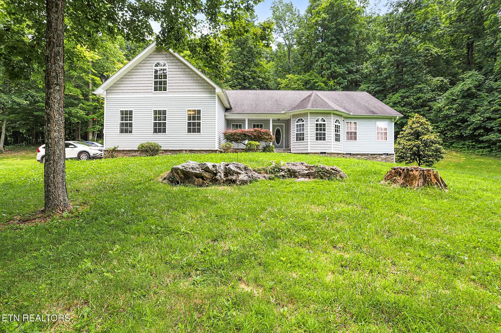 Photo of 982 Jordan Rd, Washburn, TN 37888 (MLS # 1306022)