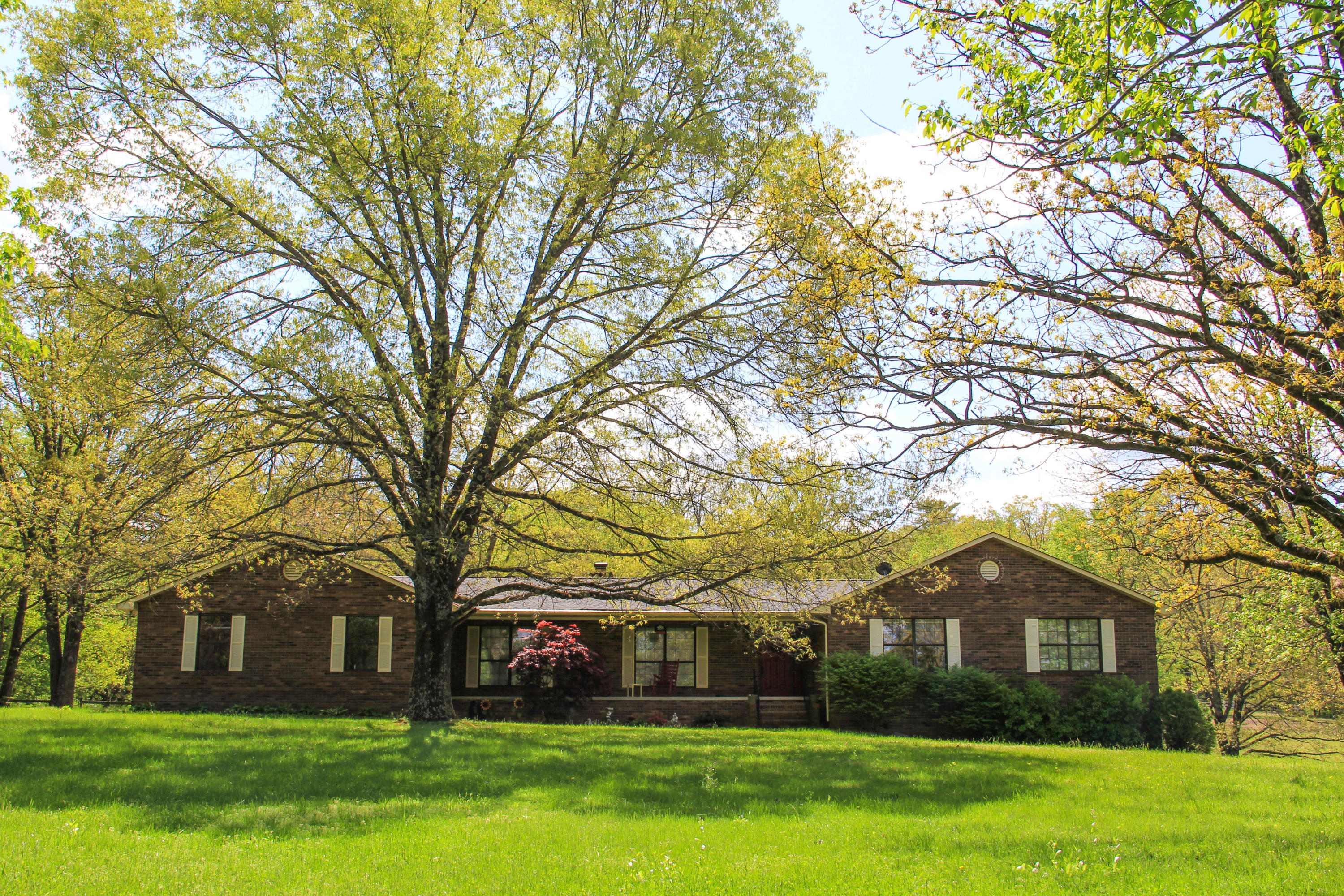 Photo 1 of 40 — 138 Milligan Rd, Maryville, TN 37803