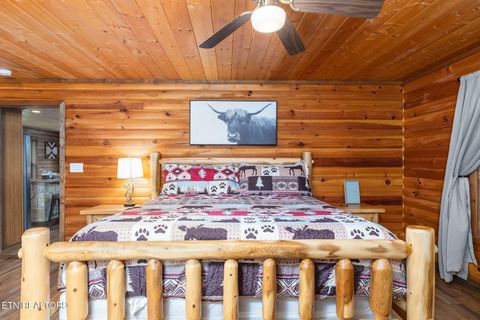 Tiny photo for 531 Gatlin Drive, Gatlinburg, TN 37738 (MLS # 1317472)