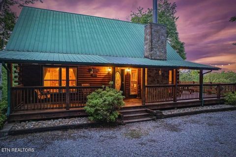 Tiny photo for 531 Gatlin Drive, Gatlinburg, TN 37738 (MLS # 1317472)