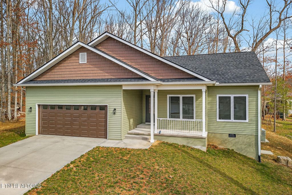 Photo of 123 Lakewood Drive, Crossville, TN 38558 (MLS # 1331904)