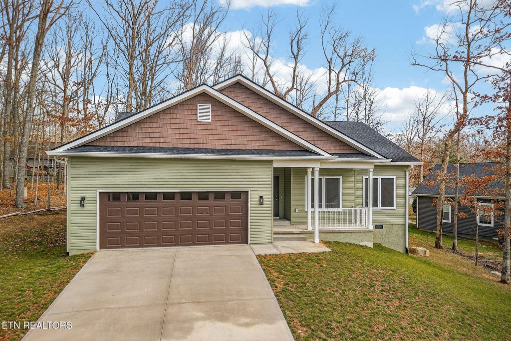 Photo of 123 Lakewood Drive, Crossville, TN 38558 (MLS # 1331904)