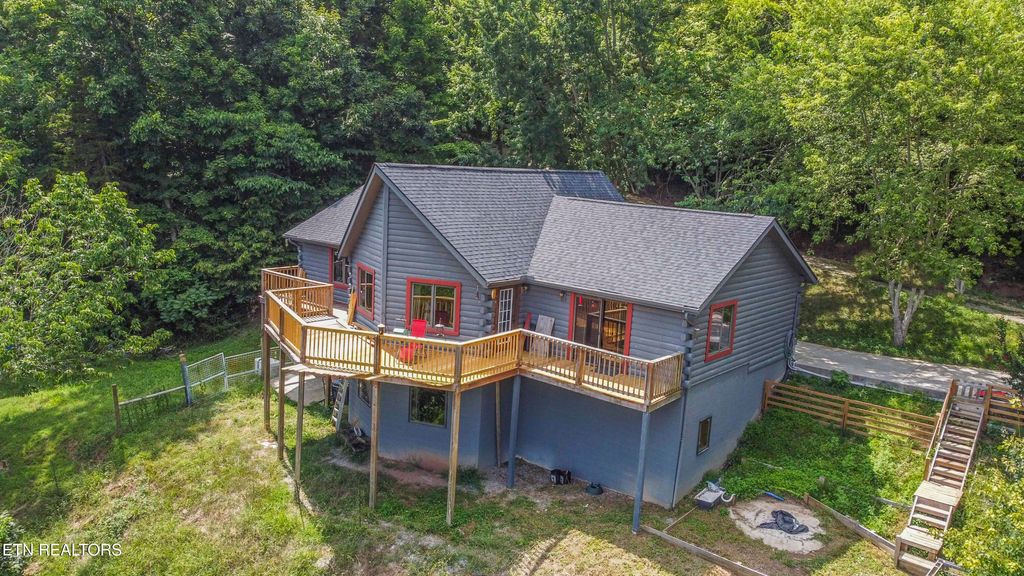 Photo of 699 Lakeview Drive, Sharps Chapel, TN 37866 (MLS # 1312221)