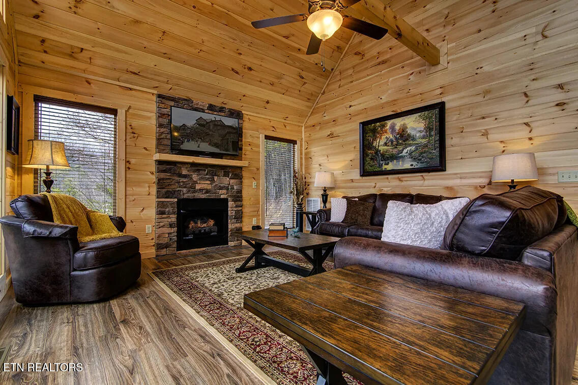 1205 Parkview Vista Way