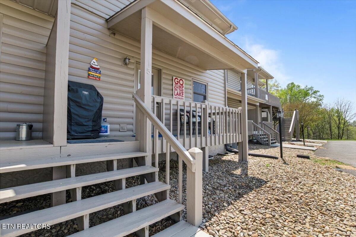 470 Deerfield Landing 5