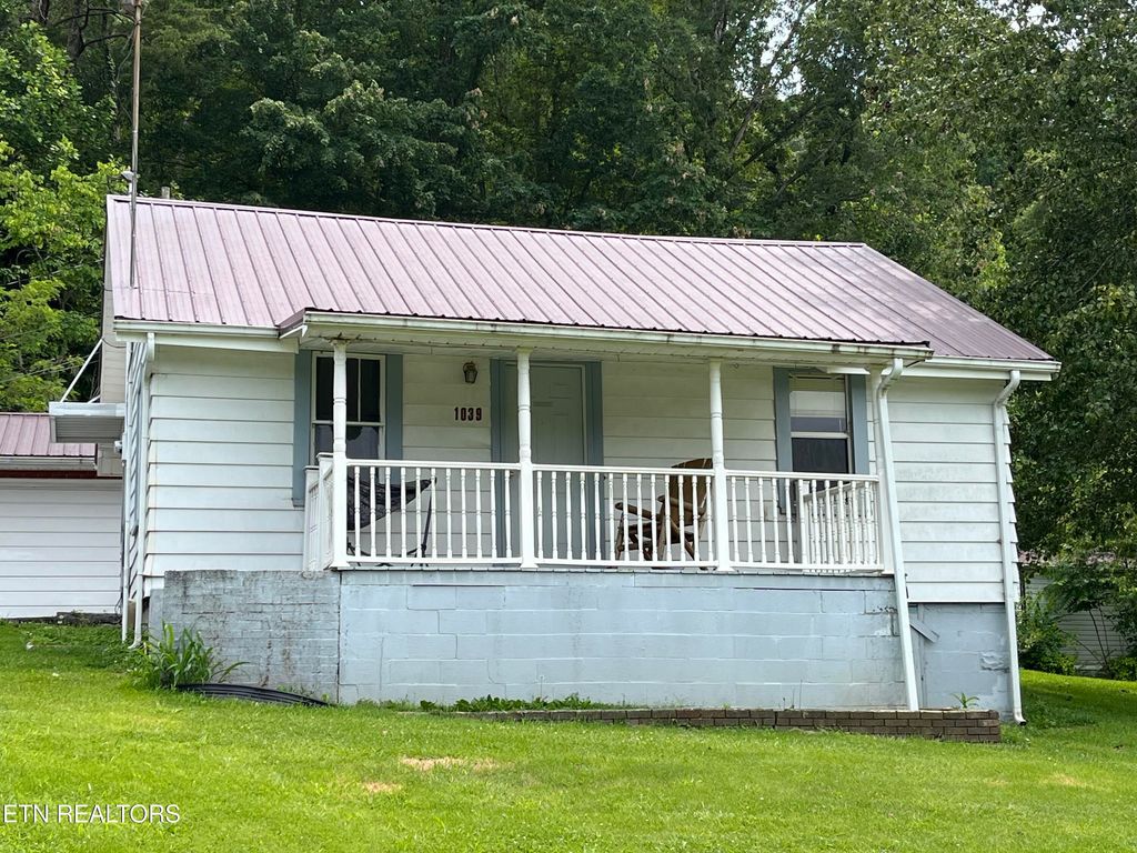 Photo of 1040 Ladys Way, Newport, TN 37821 (MLS # 1306036)