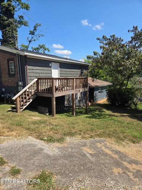 Tiny photo for 205 Tennessee St, Harriman, TN 37748 (MLS # 1354905)