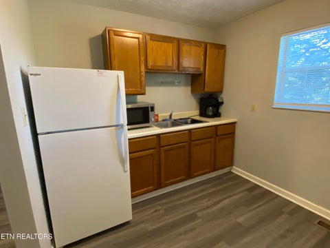 Tiny photo for 162 W Wadsworth Circle, Oak Ridge, TN 37830 (MLS # 1357995)