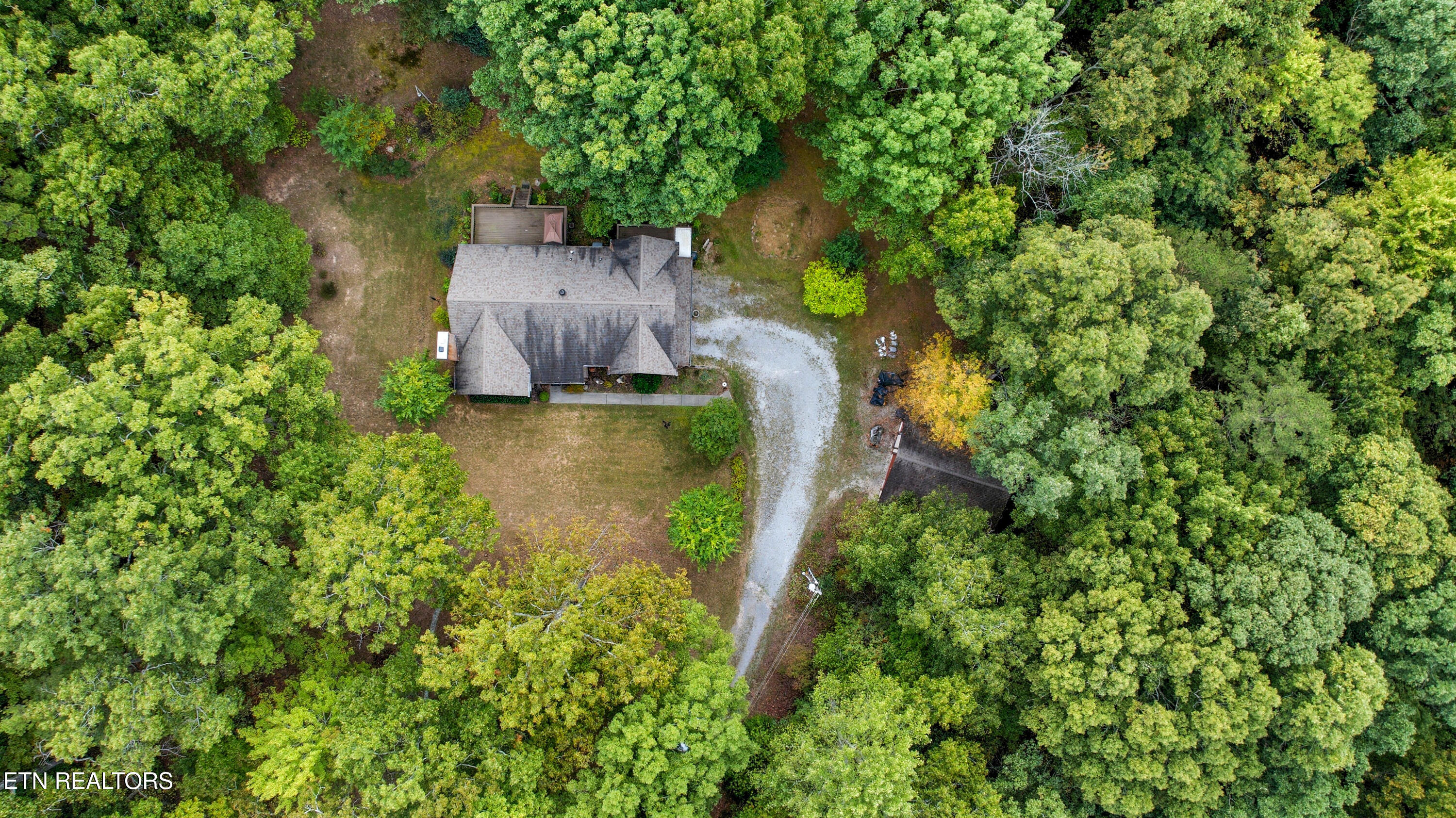 9117 Lynnwood Lane