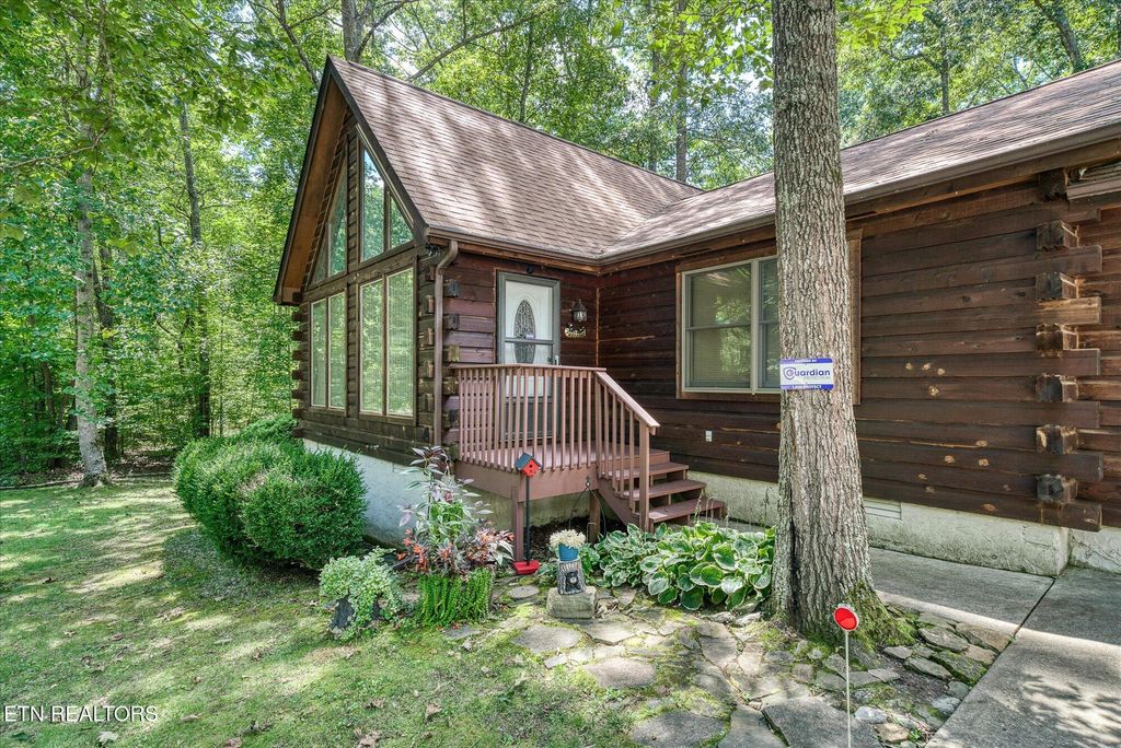 Photo of 184 Devon Rd, Crossville, TN 38558 (MLS # 1312756)