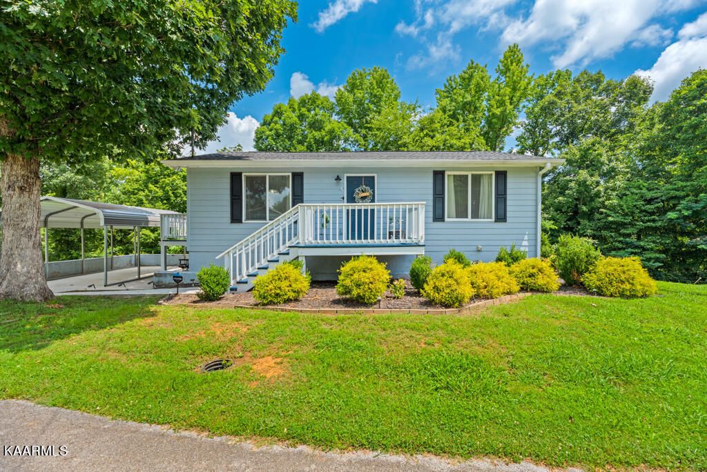 Photo of 3004 Snapp Rd, Louisville, TN 37777 (MLS # 1233426)