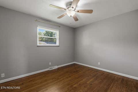 Tiny photo for 615 View Park Drive, Knoxville, TN 37920 (MLS # 1350286)
