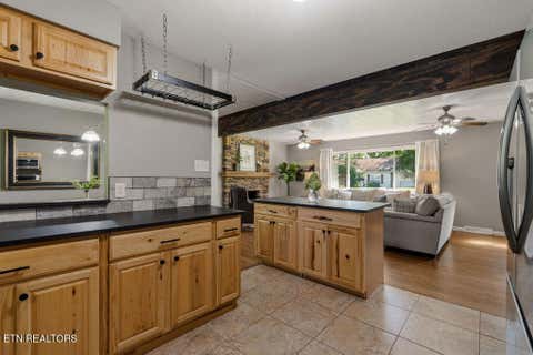 Tiny photo for 615 View Park Drive, Knoxville, TN 37920 (MLS # 1350286)
