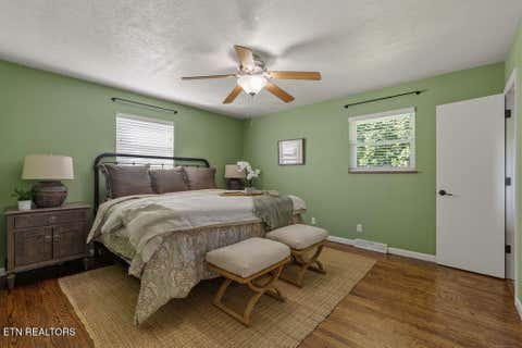 Tiny photo for 615 View Park Drive, Knoxville, TN 37920 (MLS # 1350286)