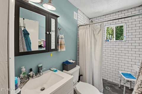 Tiny photo for 117 Long Drive, Harriman, TN 37748 (MLS # 1359538)