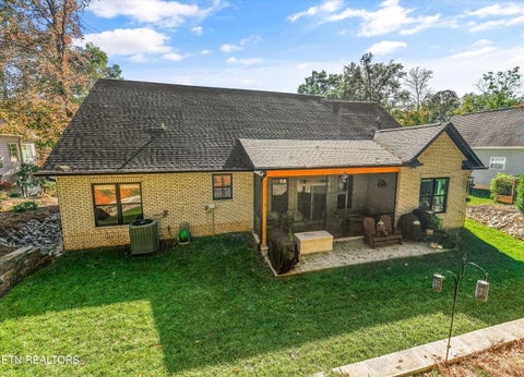 Tiny photo for 138 Ootsima Way, Loudon, TN 37774 (MLS # 1359870)