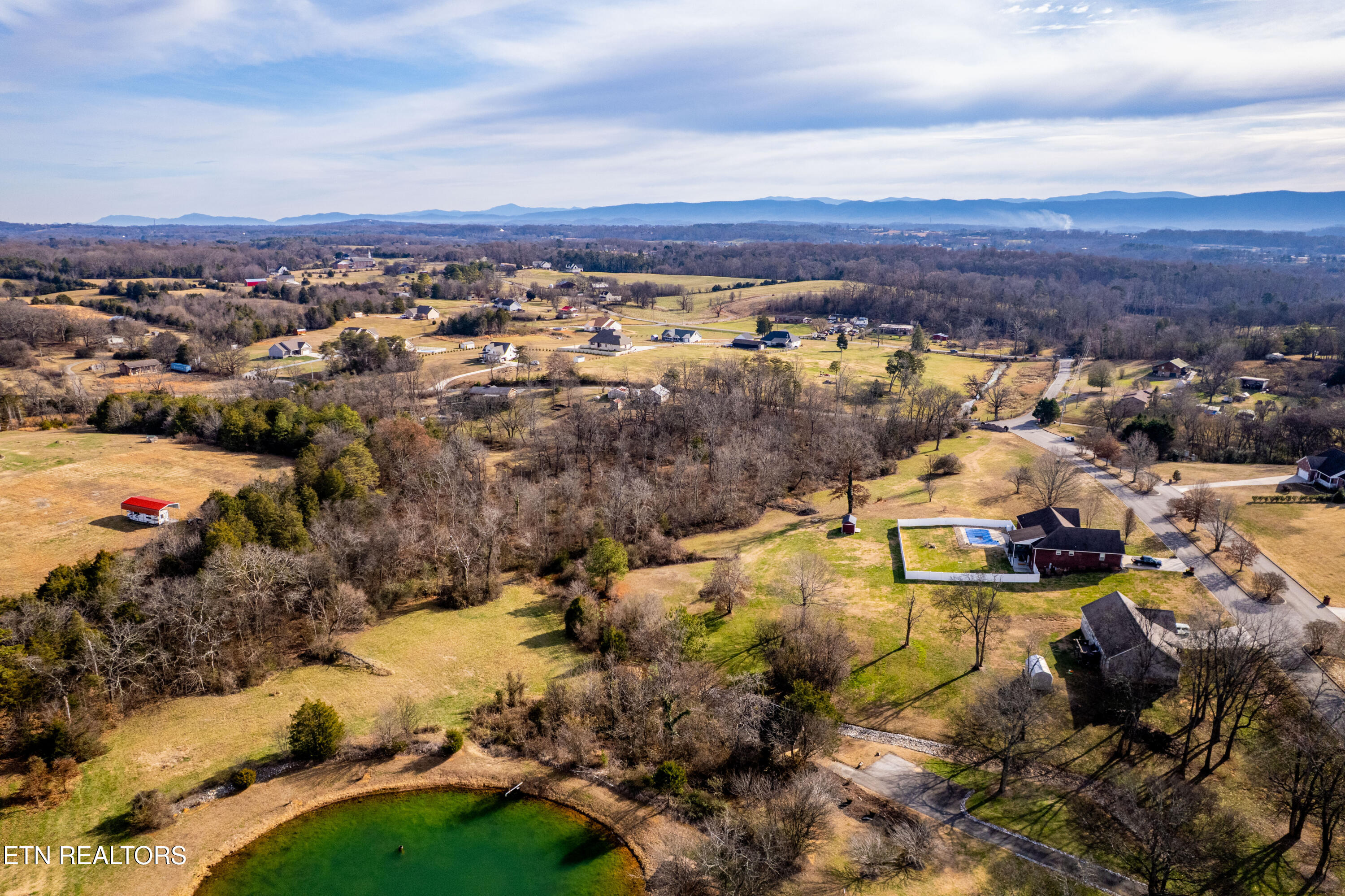 910 Houston Springs Rd