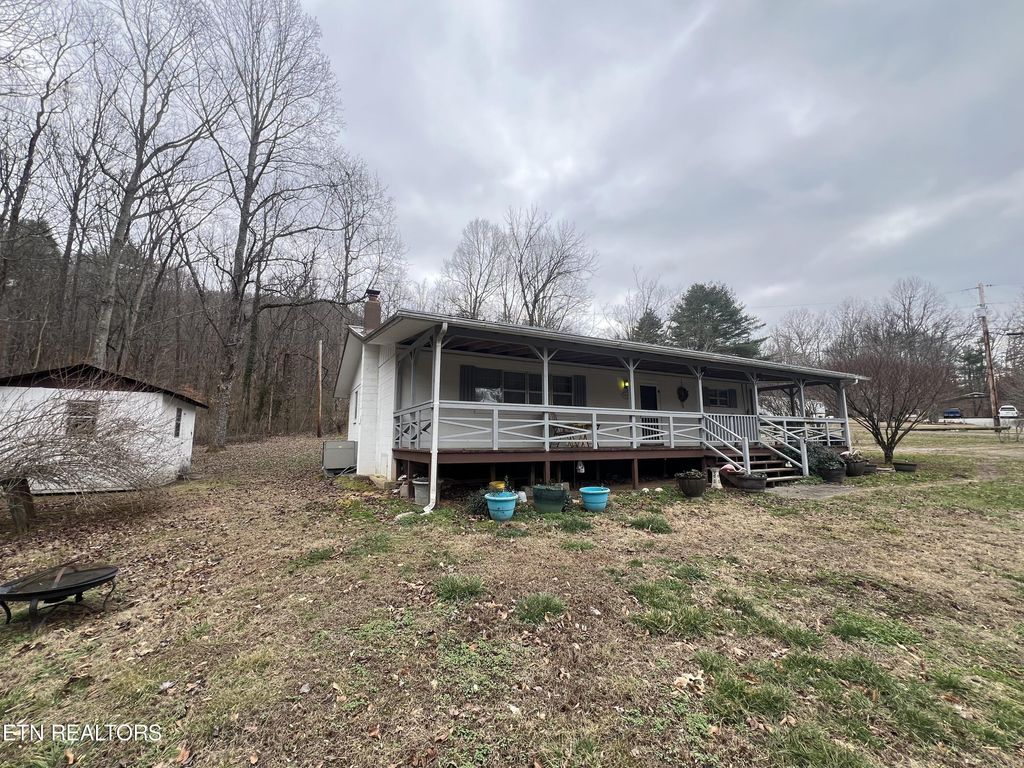 Photo of 723 Charles Young Rd, Walland, TN 37886 (MLS # 1251675)