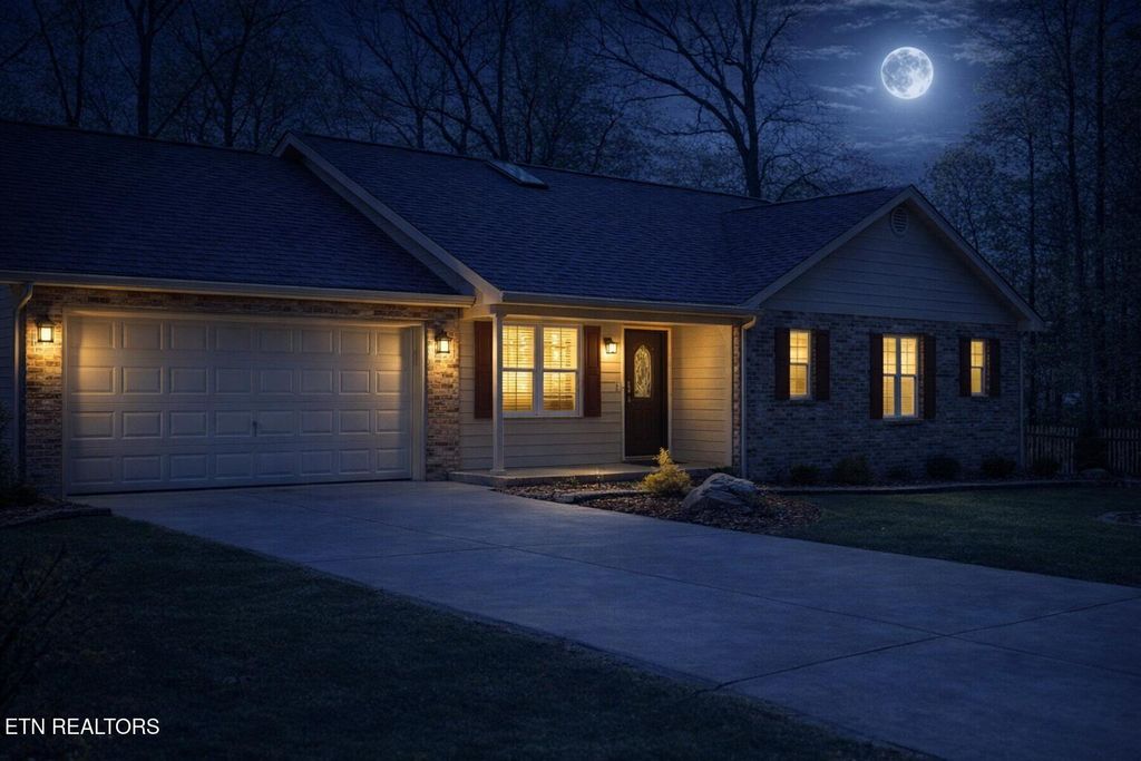 Photo of 161 Albemarle Lane, Crossville, TN 38558 (MLS # 1328639)