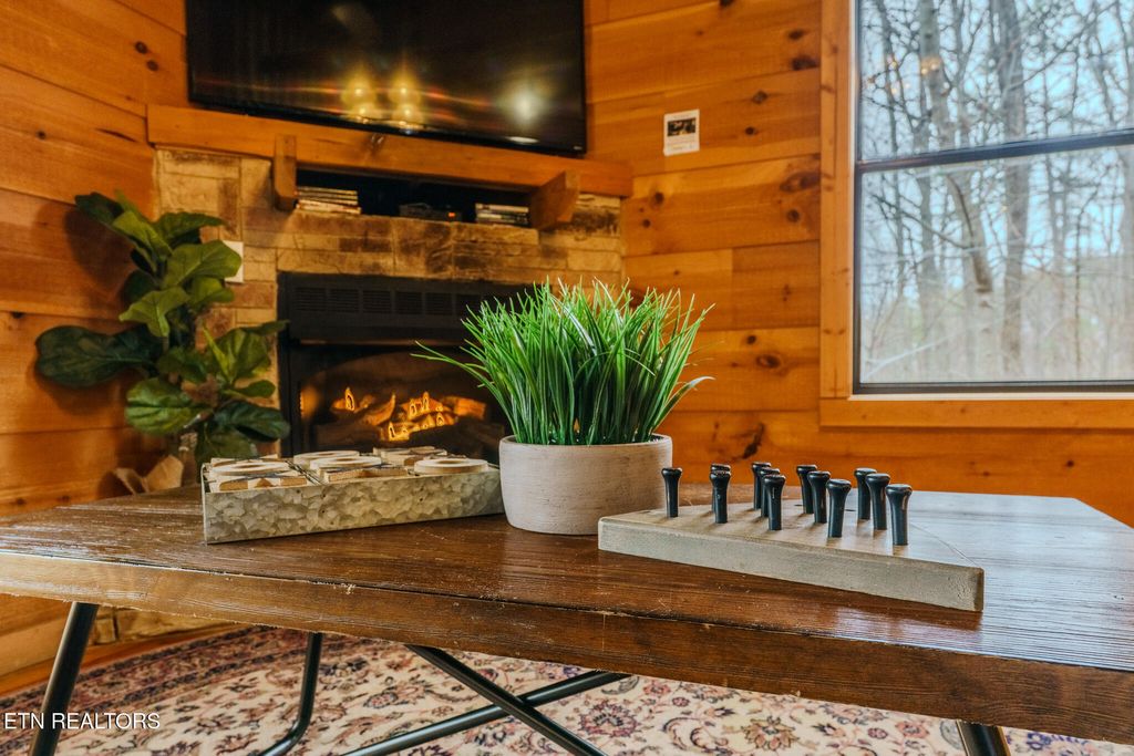 Photo of 1739 W Sky View Drive, Sevierville, TN 37876 (MLS # 1331704)