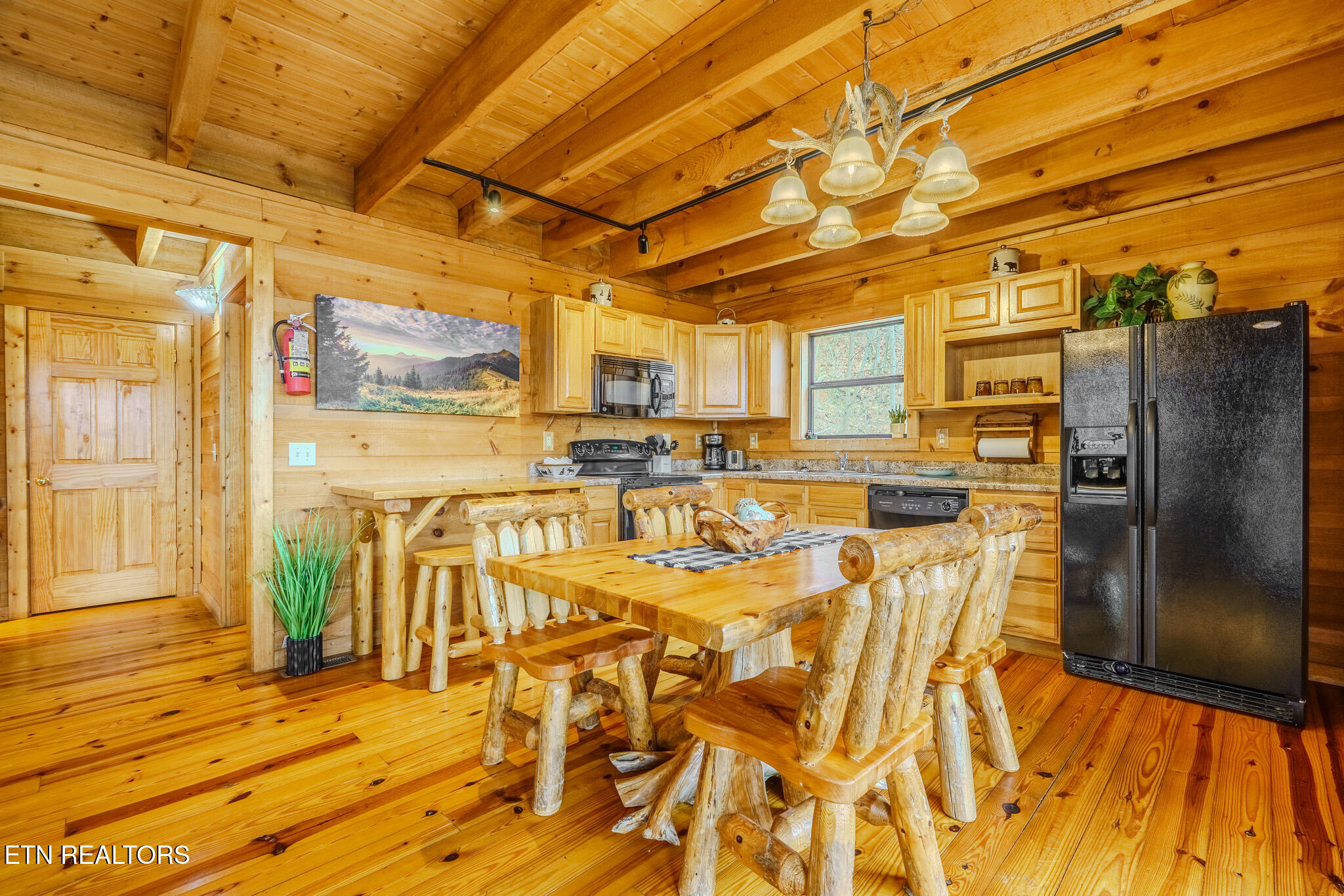 1739 W Sky View Drive