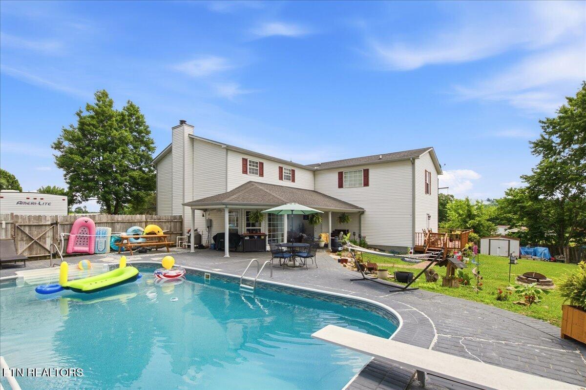 146 Crescent Lane
