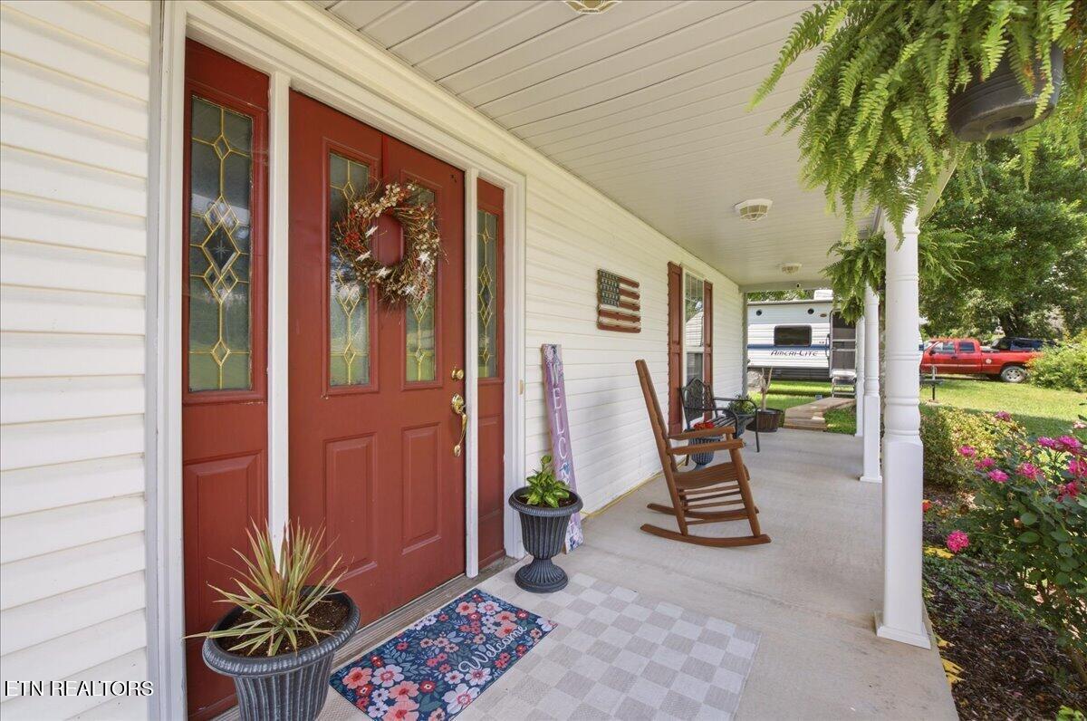 146 Crescent Lane