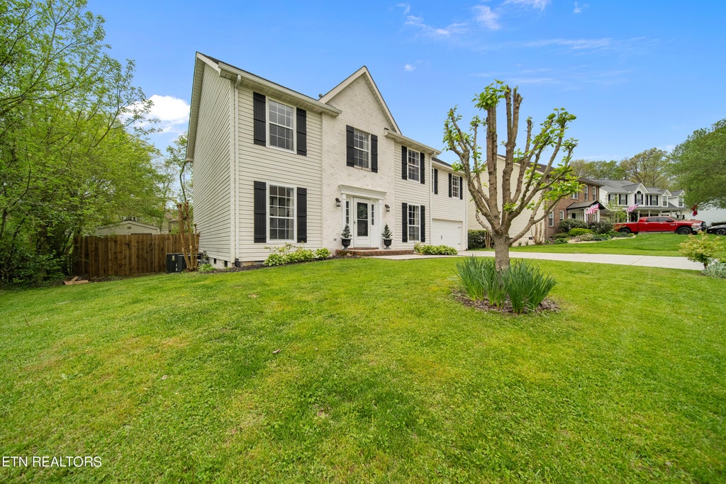 Photo of 714 Whitesburg Drive, Knoxville, TN 37918 (MLS # 1259741)