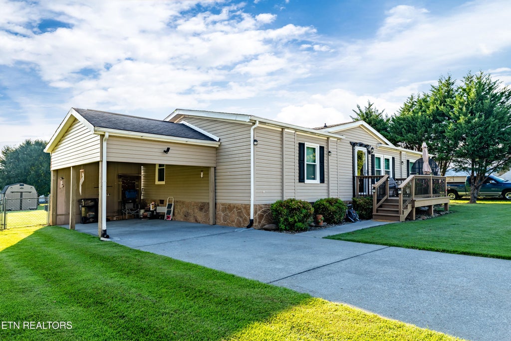Photo of 1021 Ridge View Rd, Maryville, TN 37801 (MLS # 1356619)