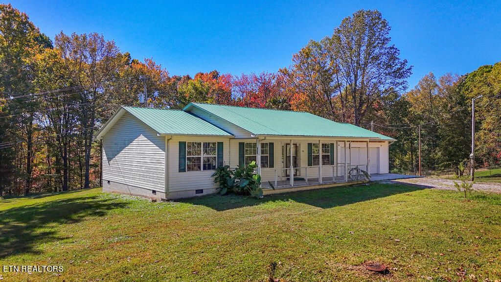 Photo of 2732 Cherry Fork Rd, Helenwood, TN 37755 (MLS # 1280302)