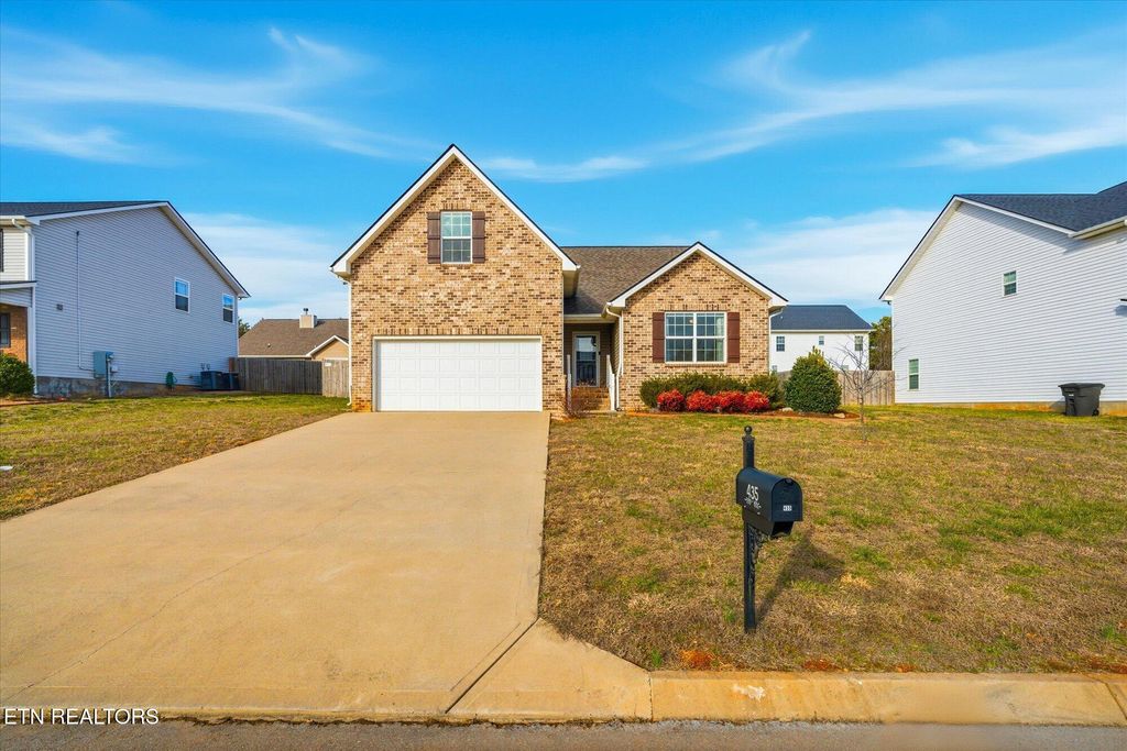 Photo of 435 Kline Drive, Loudon, TN 37774 (MLS # 1328106)