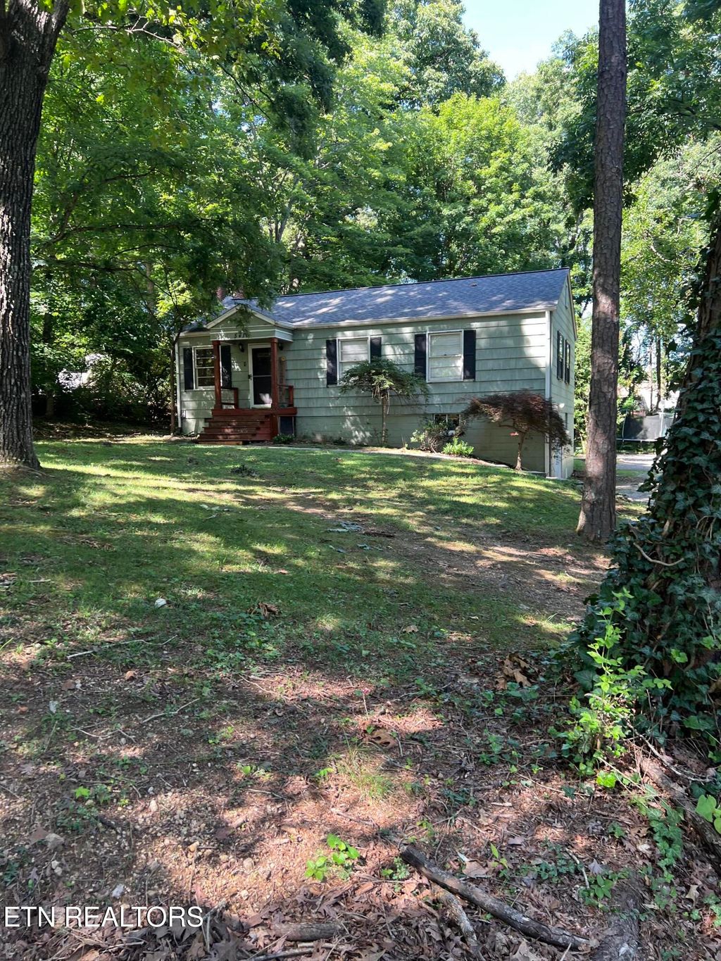 Photo of 5416 Pinecrest Rd, Knoxville, TN 37918 (MLS # 1348730)