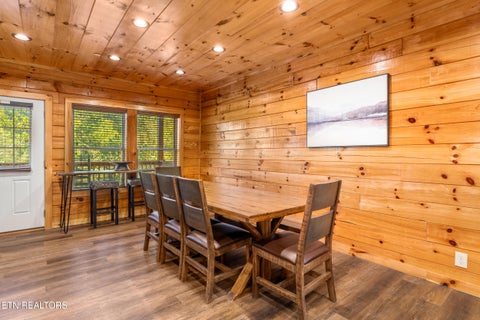 Tiny photo for 813 String Run Way St, Pigeon Forge, TN 37863 (MLS # 1359868)
