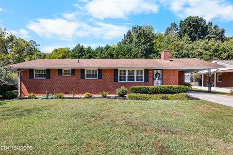 Photo of 3105 Hazelwood Rd, Knoxville, TN 37921 (MLS # 1355658)
