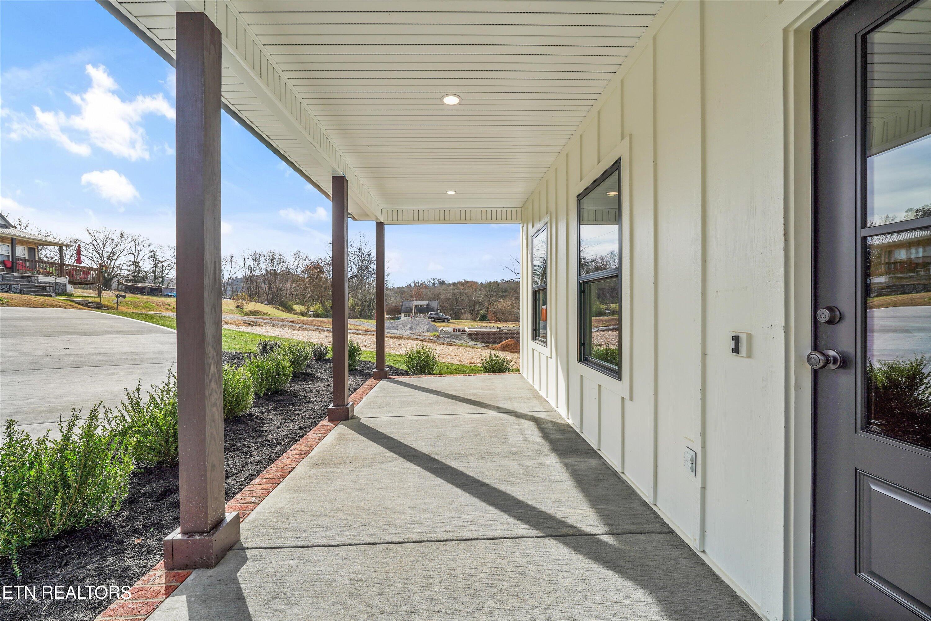 106 S Front Street St