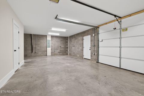 Tiny photo for 357 Beechwood Lane, Clinton, TN 37716 (MLS # 1326367)