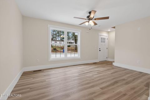 Tiny photo for 357 Beechwood Lane, Clinton, TN 37716 (MLS # 1326367)