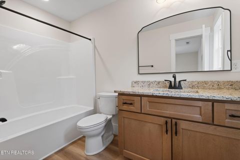 Tiny photo for 357 Beechwood Lane, Clinton, TN 37716 (MLS # 1326367)