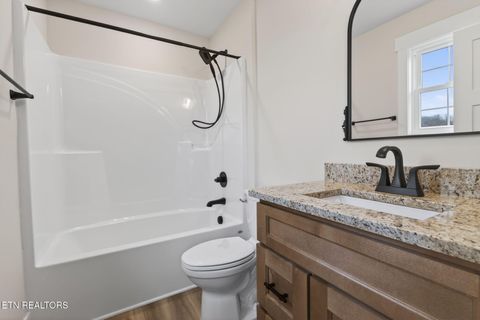 Tiny photo for 357 Beechwood Lane, Clinton, TN 37716 (MLS # 1326367)