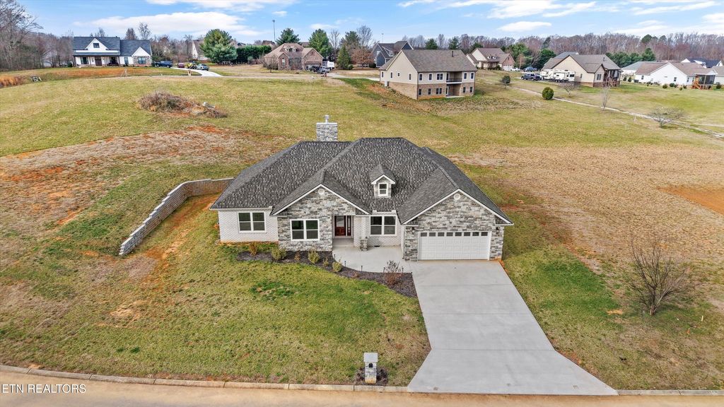 Photo of 227 Sugar Maple Court, Madisonville, TN 37354 (MLS # 1325580)