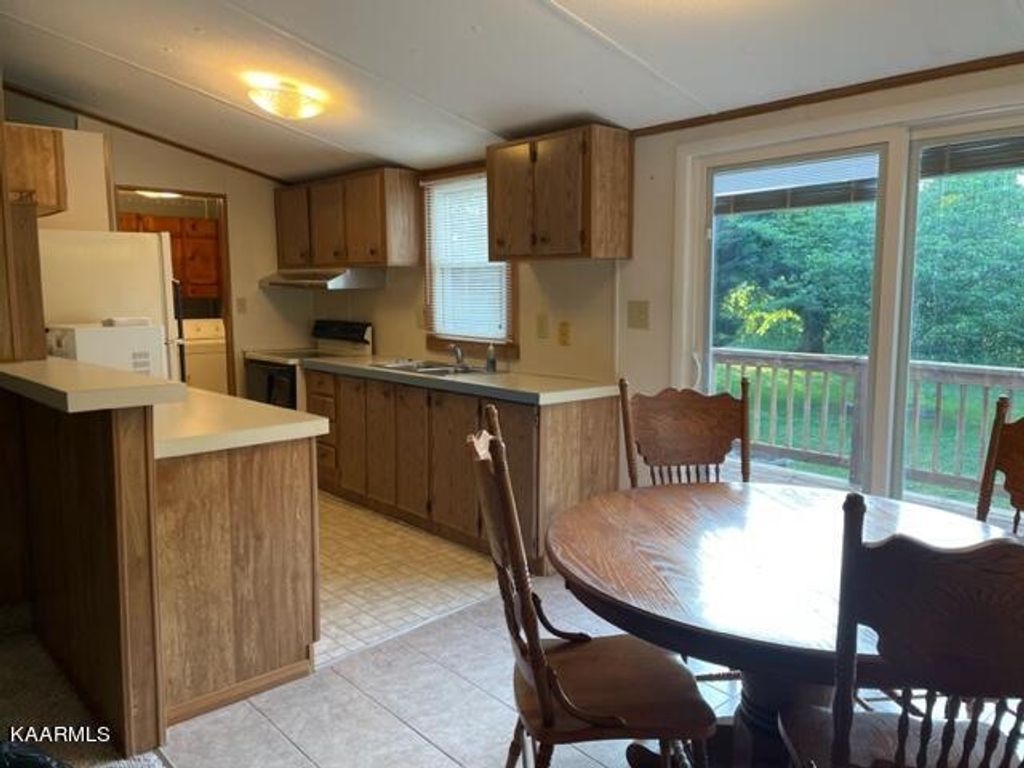 Photo of 3540 Grade Rd, Rockford, TN 37853 (MLS # 1227022)